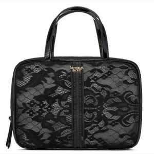Victoria's Secret Bags - NWT Victoria's Secret Graphic Lace Travel Case Victoria's Secret Bags - NWT Victoria's Secret Graphic Lace Travel Case